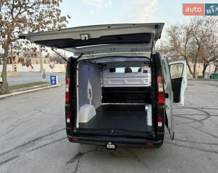 Белый Рено Трафик, объемом двигателя 2 л и пробегом 130 тыс. км за 18999 $, фото 109 на Automoto.ua