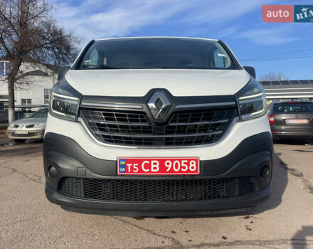 Белый Рено Трафик, объемом двигателя 2 л и пробегом 208 тыс. км за 14500 $, фото 1 на Automoto.ua