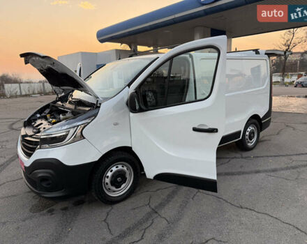 Белый Рено Трафик, объемом двигателя 2 л и пробегом 130 тыс. км за 18999 $, фото 116 на Automoto.ua