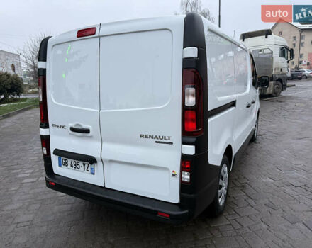 Белый Рено Трафик, объемом двигателя 2 л и пробегом 259 тыс. км за 16400 $, фото 12 на Automoto.ua