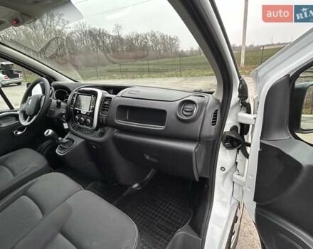 Белый Рено Трафик, объемом двигателя 2 л и пробегом 189 тыс. км за 17900 $, фото 20 на Automoto.ua