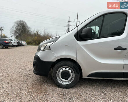 Білий Рено Трафік, об'ємом двигуна 2 л та пробігом 98 тис. км за 20500 $, фото 4 на Automoto.ua