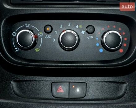 Белый Рено Трафик, объемом двигателя 2 л и пробегом 236 тыс. км за 16900 $, фото 112 на Automoto.ua