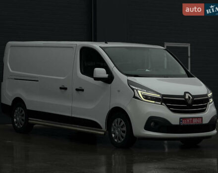 Белый Рено Трафик, объемом двигателя 2 л и пробегом 217 тыс. км за 18800 $, фото 5 на Automoto.ua