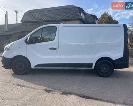 Белый Рено Трафик, объемом двигателя 2 л и пробегом 208 тыс. км за 14500 $, фото 4 на Automoto.ua