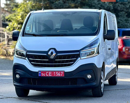 Белый Рено Трафик, объемом двигателя 2 л и пробегом 182 тыс. км за 17673 $, фото 5 на Automoto.ua