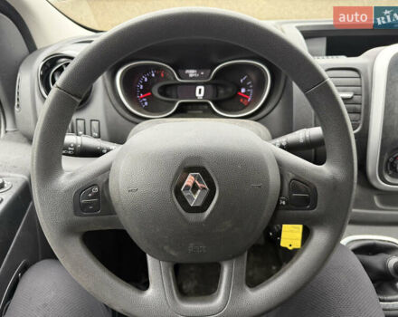 Белый Рено Трафик, объемом двигателя 2 л и пробегом 250 тыс. км за 16250 $, фото 15 на Automoto.ua