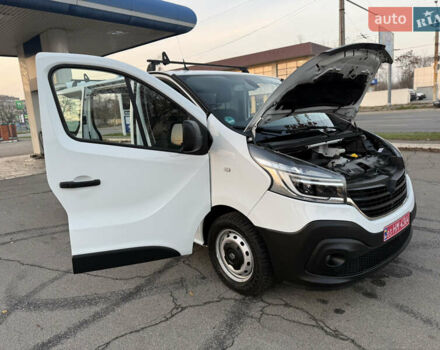 Белый Рено Трафик, объемом двигателя 2 л и пробегом 130 тыс. км за 18999 $, фото 102 на Automoto.ua