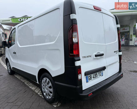 Белый Рено Трафик, объемом двигателя 2 л и пробегом 259 тыс. км за 16400 $, фото 7 на Automoto.ua