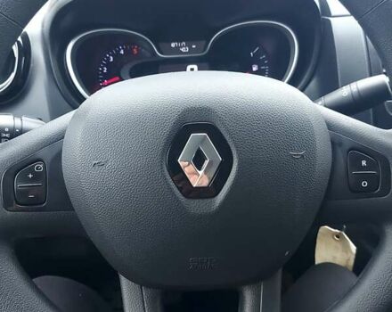 Білий Рено Трафік, об'ємом двигуна 2 л та пробігом 187 тис. км за 16700 $, фото 67 на Automoto.ua