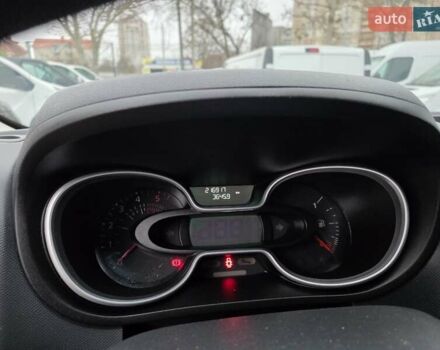 Белый Рено Трафик, объемом двигателя 2 л и пробегом 204 тыс. км за 18700 $, фото 18 на Automoto.ua