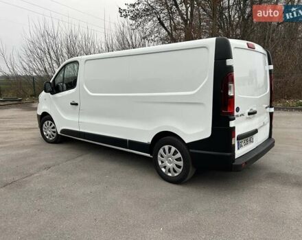 Белый Рено Трафик, объемом двигателя 2 л и пробегом 189 тыс. км за 17900 $, фото 2 на Automoto.ua
