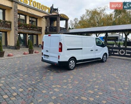 Белый Рено Трафик, объемом двигателя 2 л и пробегом 230 тыс. км за 14200 $, фото 4 на Automoto.ua