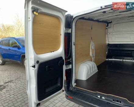 Білий Рено Трафік, об'ємом двигуна 2 л та пробігом 209 тис. км за 16955 $, фото 28 на Automoto.ua