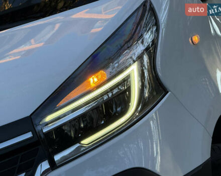 Белый Рено Трафик, объемом двигателя 2 л и пробегом 115 тыс. км за 19500 $, фото 17 на Automoto.ua