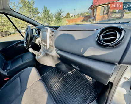 Белый Рено Трафик, объемом двигателя 2 л и пробегом 182 тыс. км за 17673 $, фото 53 на Automoto.ua