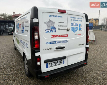 Белый Рено Трафик, объемом двигателя 2 л и пробегом 250 тыс. км за 16250 $, фото 6 на Automoto.ua