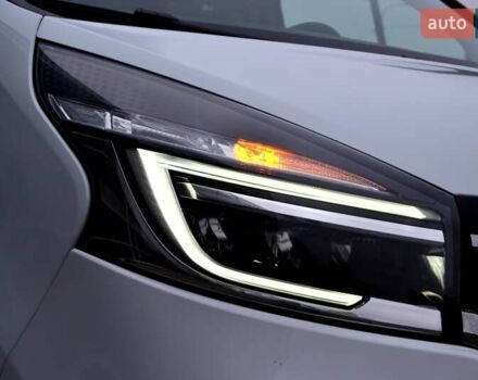 Белый Рено Трафик, объемом двигателя 2 л и пробегом 236 тыс. км за 16900 $, фото 69 на Automoto.ua