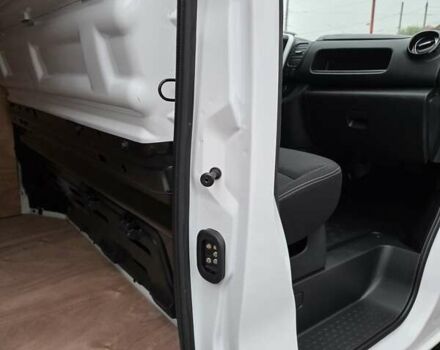 Белый Рено Трафик, объемом двигателя 2 л и пробегом 204 тыс. км за 18700 $, фото 31 на Automoto.ua