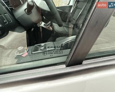 Белый Рено Трафик, объемом двигателя 2 л и пробегом 189 тыс. км за 17900 $, фото 19 на Automoto.ua