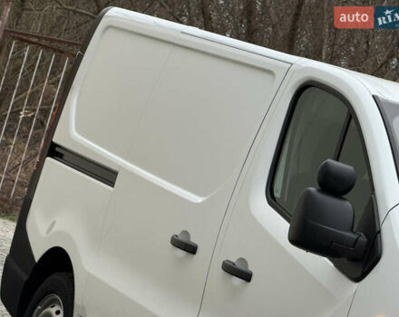 Белый Рено Трафик, объемом двигателя 2 л и пробегом 116 тыс. км за 17700 $, фото 17 на Automoto.ua