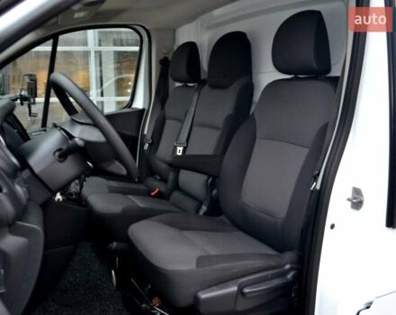 Белый Рено Трафик, объемом двигателя 2 л и пробегом 236 тыс. км за 16900 $, фото 28 на Automoto.ua