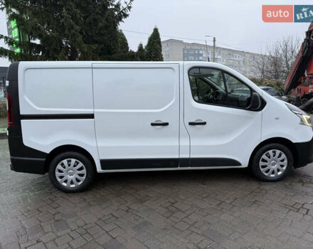 Белый Рено Трафик, объемом двигателя 2 л и пробегом 259 тыс. км за 16400 $, фото 17 на Automoto.ua