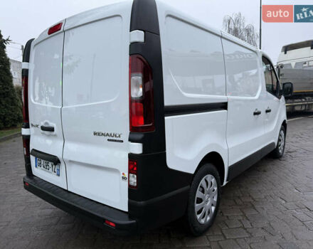 Белый Рено Трафик, объемом двигателя 2 л и пробегом 259 тыс. км за 16400 $, фото 13 на Automoto.ua