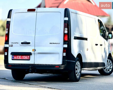 Белый Рено Трафик, объемом двигателя 2 л и пробегом 182 тыс. км за 17673 $, фото 18 на Automoto.ua