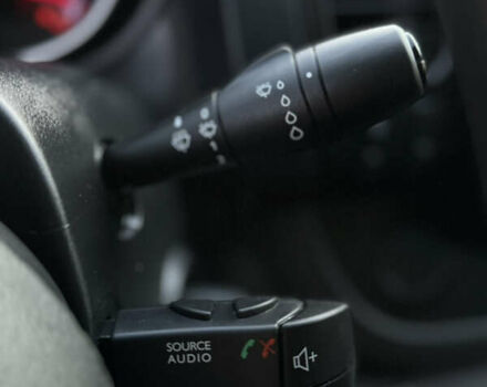 Белый Рено Трафик, объемом двигателя 2 л и пробегом 96 тыс. км за 19500 $, фото 25 на Automoto.ua