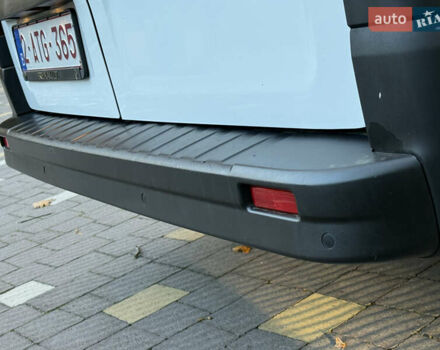 Белый Рено Трафик, объемом двигателя 2 л и пробегом 112 тыс. км за 17850 $, фото 28 на Automoto.ua