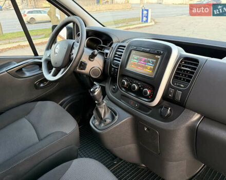 Белый Рено Трафик, объемом двигателя 2 л и пробегом 130 тыс. км за 18999 $, фото 45 на Automoto.ua