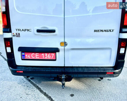 Белый Рено Трафик, объемом двигателя 2 л и пробегом 182 тыс. км за 17673 $, фото 56 на Automoto.ua