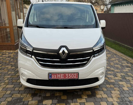 Белый Рено Трафик, объемом двигателя 2 л и пробегом 213 тыс. км за 16900 $, фото 4 на Automoto.ua