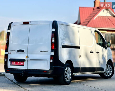 Белый Рено Трафик, объемом двигателя 2 л и пробегом 182 тыс. км за 17673 $, фото 19 на Automoto.ua