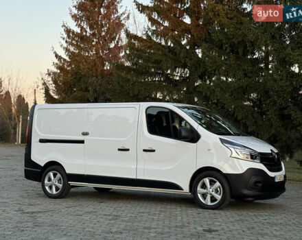Белый Рено Трафик, объемом двигателя 2 л и пробегом 96 тыс. км за 19500 $, фото 5 на Automoto.ua