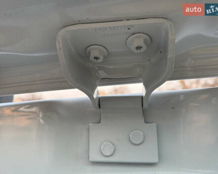 Белый Рено Трафик, объемом двигателя 2 л и пробегом 130 тыс. км за 18999 $, фото 88 на Automoto.ua