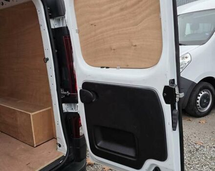 Белый Рено Трафик, объемом двигателя 2 л и пробегом 204 тыс. км за 18700 $, фото 43 на Automoto.ua