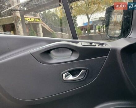 Белый Рено Трафик, объемом двигателя 2 л и пробегом 230 тыс. км за 14200 $, фото 14 на Automoto.ua