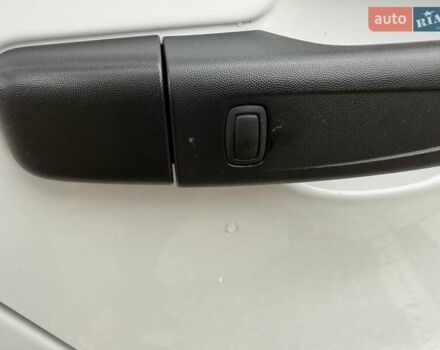 Белый Рено Трафик, объемом двигателя 2 л и пробегом 166 тыс. км за 19700 $, фото 32 на Automoto.ua