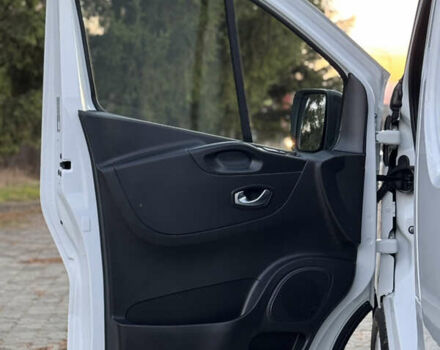 Белый Рено Трафик, объемом двигателя 2 л и пробегом 96 тыс. км за 19500 $, фото 18 на Automoto.ua