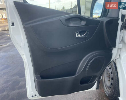 Белый Рено Трафик, объемом двигателя 2 л и пробегом 208 тыс. км за 14500 $, фото 16 на Automoto.ua