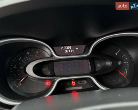 Белый Рено Трафик, объемом двигателя 2 л и пробегом 217 тыс. км за 18800 $, фото 48 на Automoto.ua