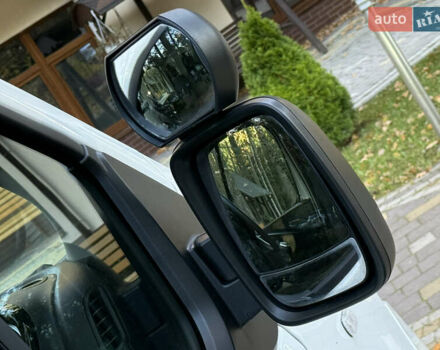 Белый Рено Трафик, объемом двигателя 2 л и пробегом 112 тыс. км за 17850 $, фото 39 на Automoto.ua