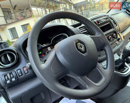 Белый Рено Трафик, объемом двигателя 2 л и пробегом 112 тыс. км за 17850 $, фото 47 на Automoto.ua