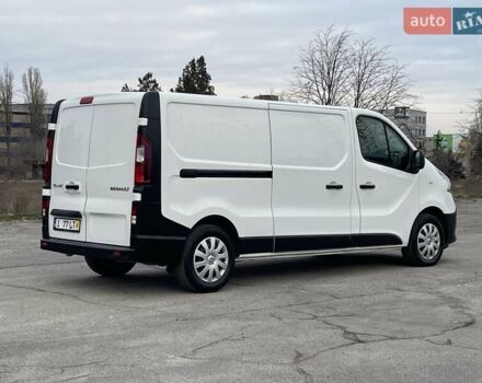 Белый Рено Трафик, объемом двигателя 2 л и пробегом 251 тыс. км за 17500 $, фото 14 на Automoto.ua
