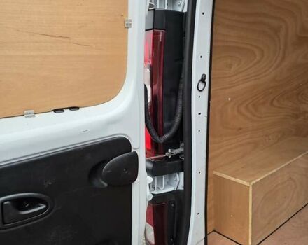 Белый Рено Трафик, объемом двигателя 2 л и пробегом 204 тыс. км за 18700 $, фото 42 на Automoto.ua