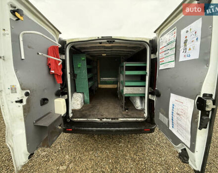 Белый Рено Трафик, объемом двигателя 2 л и пробегом 250 тыс. км за 16250 $, фото 21 на Automoto.ua