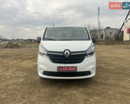 Білий Рено Трафік, об'ємом двигуна 2 л та пробігом 150 тис. км за 16950 $, фото 1 на Automoto.ua