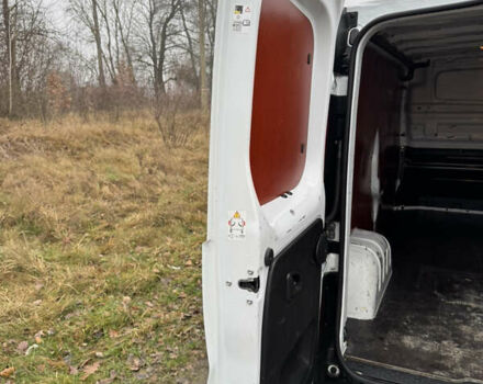 Білий Рено Трафік, об'ємом двигуна 2 л та пробігом 116 тис. км за 19450 $, фото 26 на Automoto.ua